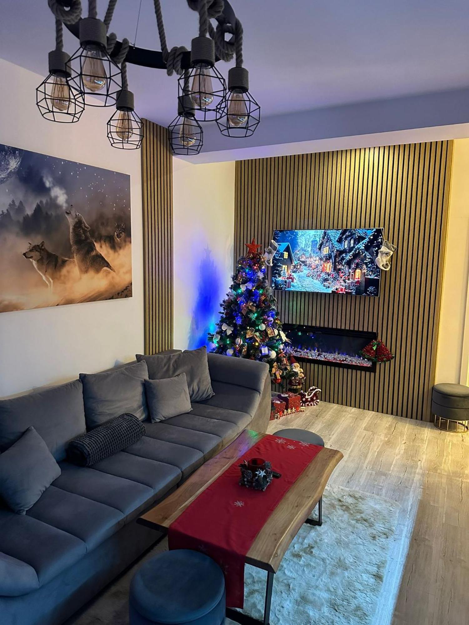 Ama Garden Apartment Busteni Bagian luar foto